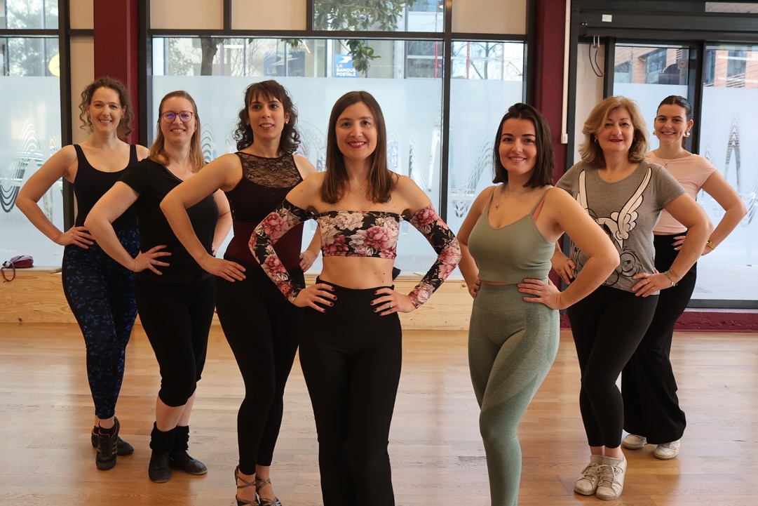 photo de groupe lady styling bachata aurelie mars 2024
